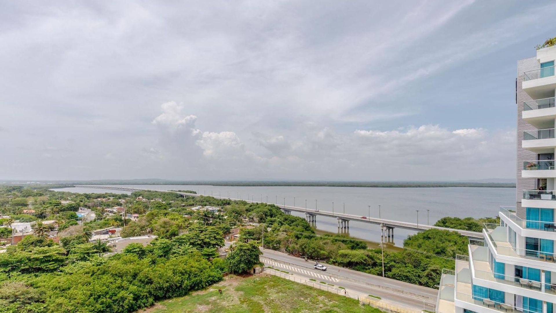Espectacular En Seaway935 - Morros